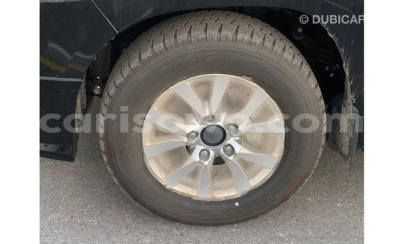 Acheter Import Voiture Toyota Land Cruiser Noir à Import - Dubai, Benin Acheter Import Voiture Toyota Land Cruiser Noir à Import - Dubai, Benin