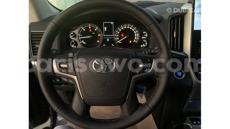 Big with watermark toyota land cruiser benin import dubai 7341