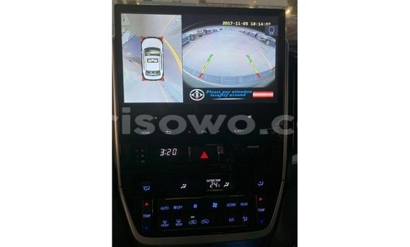 Acheter Import Voiture Toyota Land Cruiser Noir à Import - Dubai, Benin Acheter Import Voiture Toyota Land Cruiser Noir à Import - Dubai, Benin