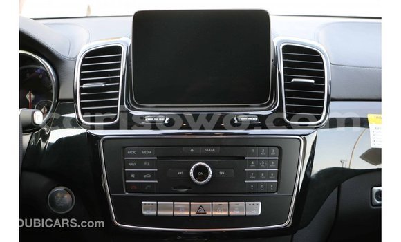 Sayi Imported Mercedes-Benz 190 Black Mota in Import - Dubai a Benin Sayi Imported Mercedes-Benz 190 Black Mota in Import - Dubai a Benin