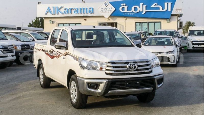 Big with watermark toyota hilux benign import dubai 7344