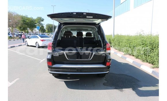 Acheter Import Voiture Toyota Land Cruiser Noir à Import - Dubai, Benin Acheter Import Voiture Toyota Land Cruiser Noir à Import - Dubai, Benin