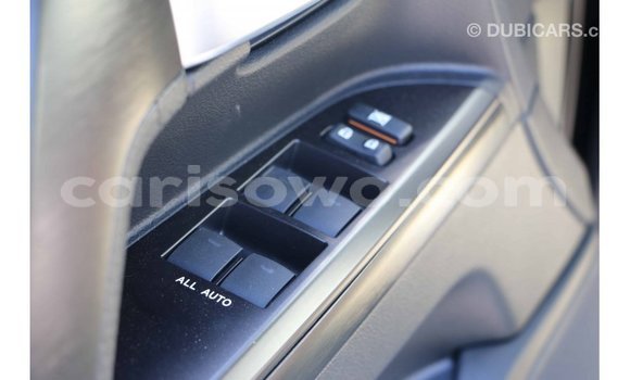 Acheter Import Voiture Toyota Land Cruiser Noir à Import - Dubai, Benin Acheter Import Voiture Toyota Land Cruiser Noir à Import - Dubai, Benin