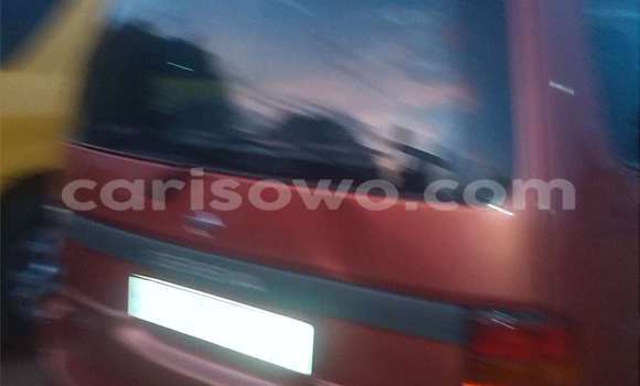 Ra Àlòkù Nissan Serena Red Ọkọ̀ in Abomey Calavi ni Benin Ra Àlòkù Nissan Serena Red Ọkọ̀ in Abomey Calavi ni Benin