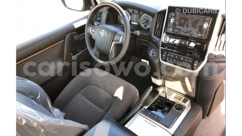 Big with watermark toyota land cruiser benign import dubai 7363