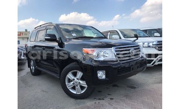 Sayi Imported Toyota Land Cruiser Black Mota in Import - Dubai a Benin Sayi Imported Toyota Land Cruiser Black Mota in Import - Dubai a Benin