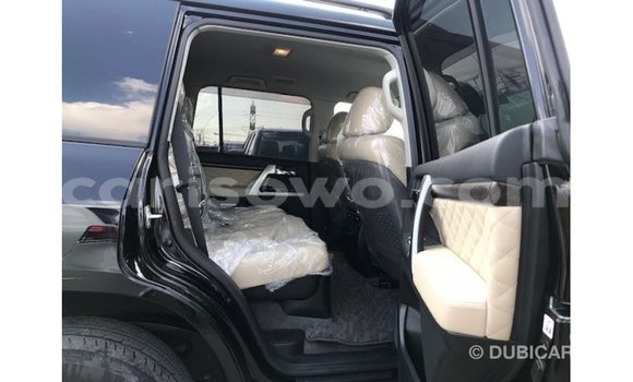 Sayi Imported Toyota Land Cruiser Black Mota in Import - Dubai a Benin Sayi Imported Toyota Land Cruiser Black Mota in Import - Dubai a Benin