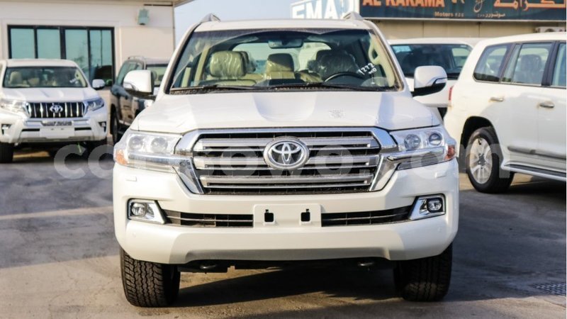 Big with watermark toyota land cruiser benign import dubai 7368