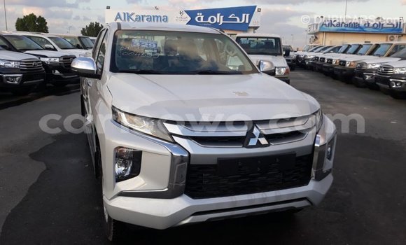 Ra Imported Mitsubishi L200 funfun Ọkọ̀ in Import - Dubai ni Benin Ra Imported Mitsubishi L200 funfun Ọkọ̀ in Import - Dubai ni Benin