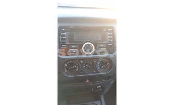 Sayi Imported Mitsubishi L200 White Mota in Import - Dubai a Benin Sayi Imported Mitsubishi L200 White Mota in Import - Dubai a Benin