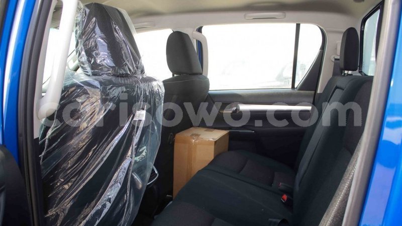 Big with watermark toyota hilux benign import dubai 7373