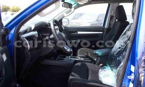 Sayi Imported Toyota Hilux Blue Mota in Import - Dubai a Benin Sayi Imported Toyota Hilux Blue Mota in Import - Dubai a Benin