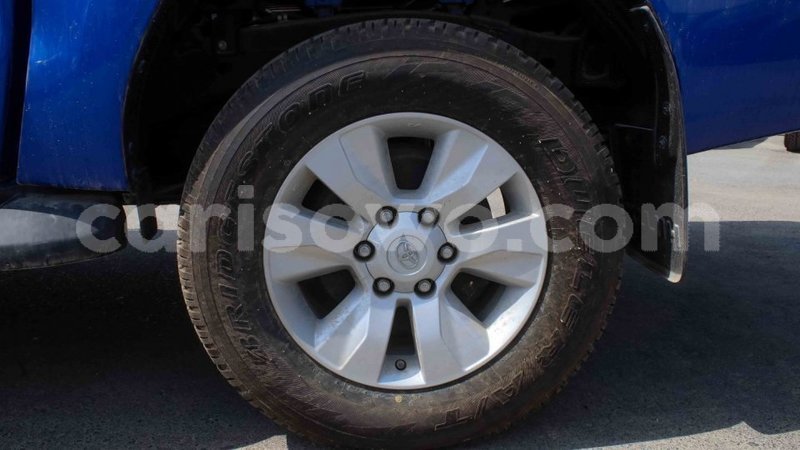 Big with watermark toyota hilux benign import dubai 7373