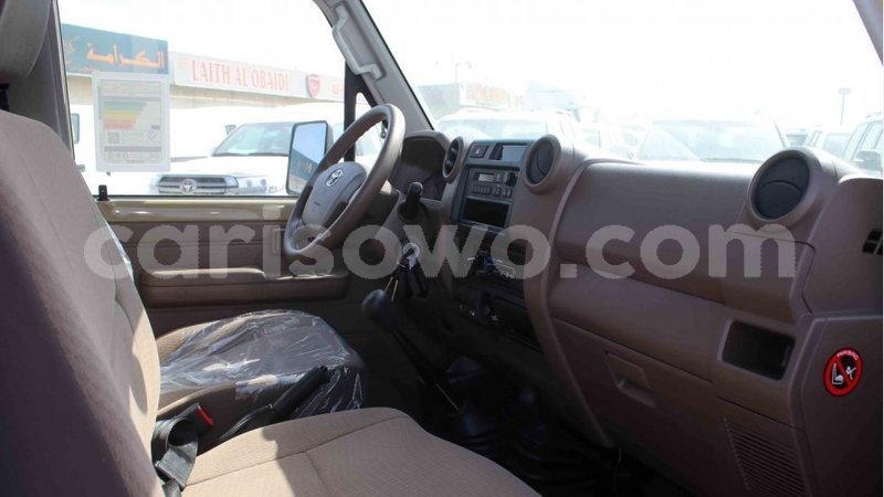 Big with watermark toyota land cruiser benign import dubai 7374