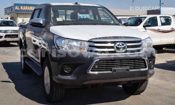 Sayi Imported Toyota Hilux Sauran Mota in Import - Dubai a Benin Sayi Imported Toyota Hilux Sauran Mota in Import - Dubai a Benin