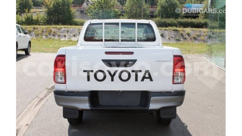 Big with watermark toyota hilux benign import dubai 7377