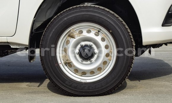 Buy Import Toyota Hilux White Car in Import - Dubai in Benign Buy Import Toyota Hilux White Car in Import - Dubai in Benign