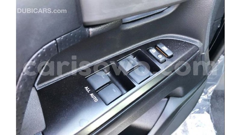 Big with watermark toyota land cruiser benign import dubai 7381