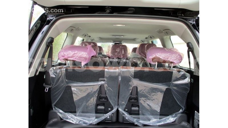 Big with watermark toyota land cruiser benign import dubai 7382