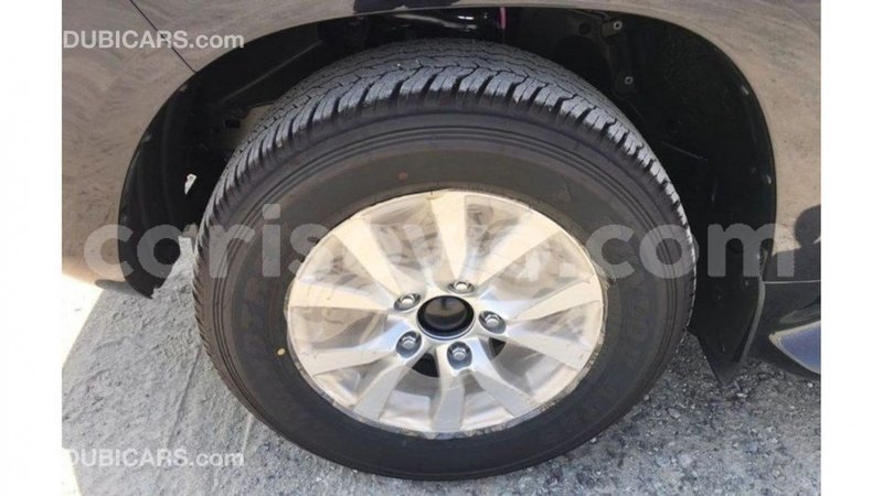 Big with watermark toyota land cruiser benign import dubai 7384