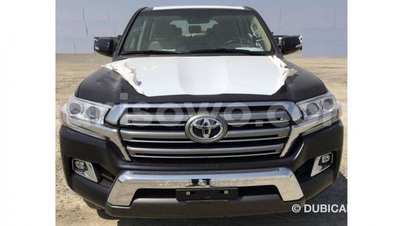 Big with watermark toyota land cruiser benign import dubai 7384