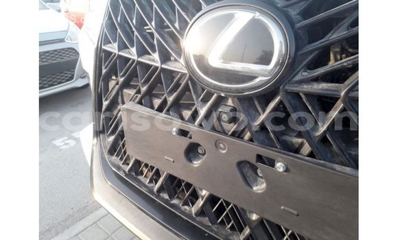 Acheter Import Voiture Lexus LX Blanc à Import - Dubai, Benin Acheter Import Voiture Lexus LX Blanc à Import - Dubai, Benin