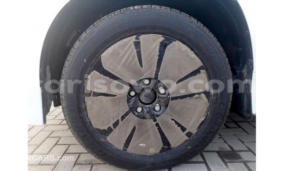 Acheter Import Voiture Lexus LX Blanc à Import - Dubai, Benin Acheter Import Voiture Lexus LX Blanc à Import - Dubai, Benin