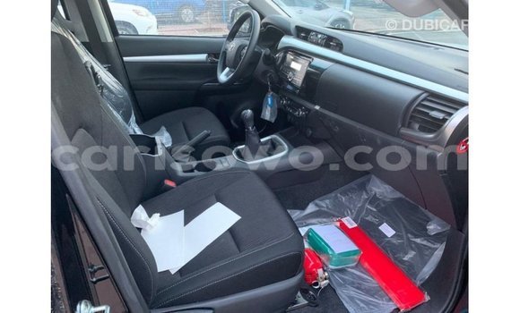 Sayi Imported Toyota Hilux Black Mota in Import - Dubai a Benin Sayi Imported Toyota Hilux Black Mota in Import - Dubai a Benin