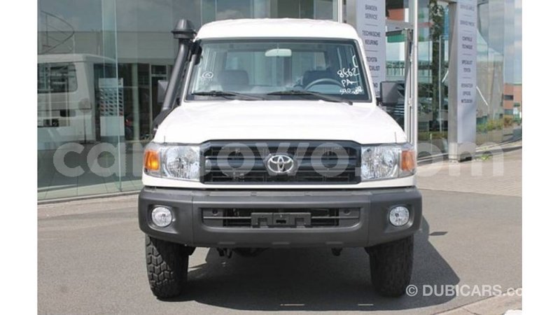 Big with watermark toyota land cruiser benign import dubai 7396