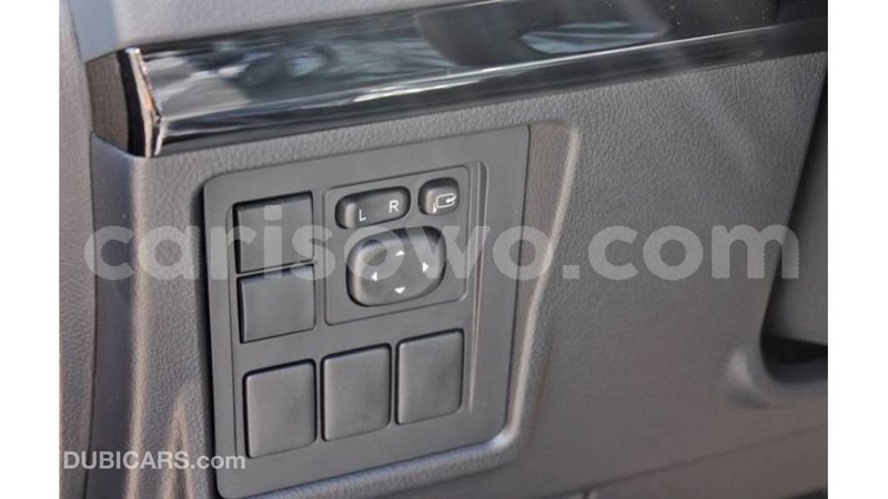 Big with watermark toyota prado benign import dubai 7399