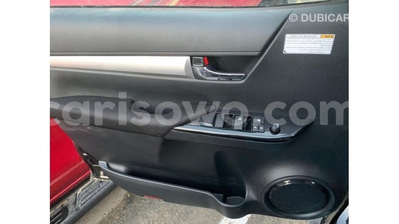 Big with watermark toyota hilux benign import dubai 7410