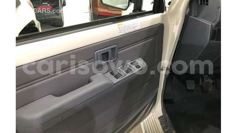 Big with watermark toyota land cruiser benign import dubai 7415