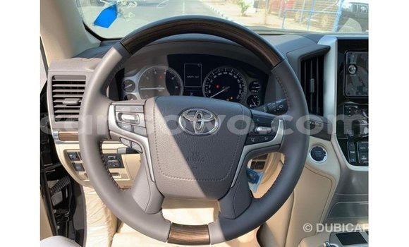 Sayi Imported Toyota Land Cruiser Black Mota in Import - Dubai a Benin Sayi Imported Toyota Land Cruiser Black Mota in Import - Dubai a Benin