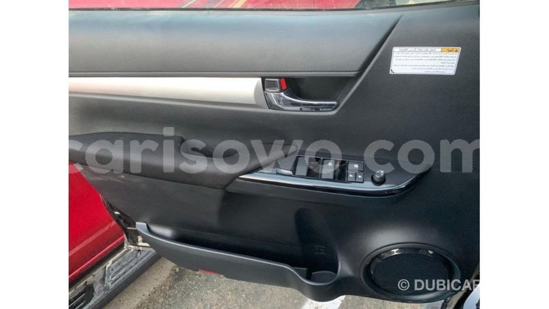 Big with watermark toyota hilux benign import dubai 7421
