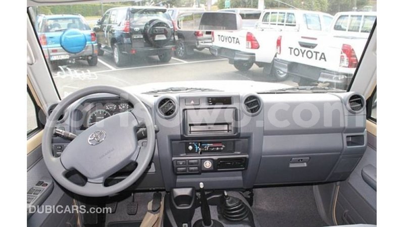 Big with watermark toyota land cruiser benign import dubai 7427