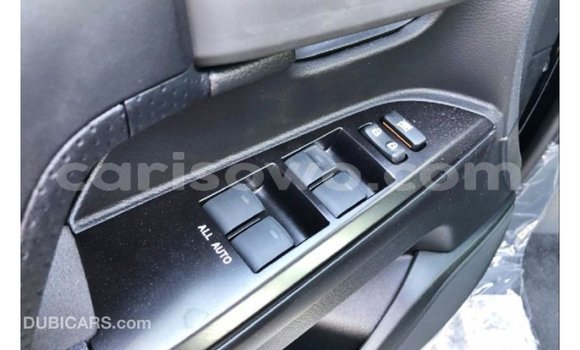 Acheter Import Voiture Toyota Land Cruiser Noir à Import - Dubai, Benin Acheter Import Voiture Toyota Land Cruiser Noir à Import - Dubai, Benin