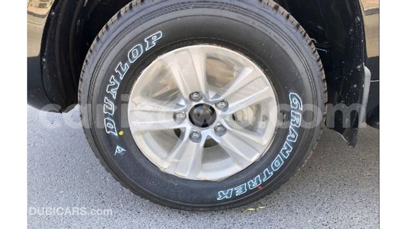 Big with watermark toyota land cruiser benign import dubai 7438
