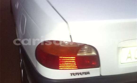 Ra Àlòkù Toyota Avensis funfun Ọkọ̀ in Abomey Calavi ni Benin Ra Àlòkù Toyota Avensis funfun Ọkọ̀ in Abomey Calavi ni Benin