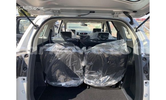 Acheter Import Voiture Toyota Rush Autre à Import - Dubai, Benin Acheter Import Voiture Toyota Rush Autre à Import - Dubai, Benin