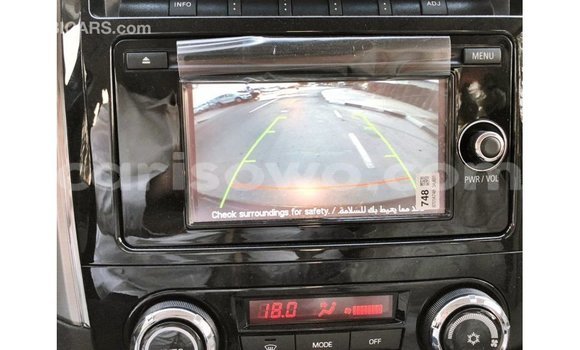 Acheter Import Voiture Mitsubishi Pajero Noir à Import - Dubai, Benin Acheter Import Voiture Mitsubishi Pajero Noir à Import - Dubai, Benin