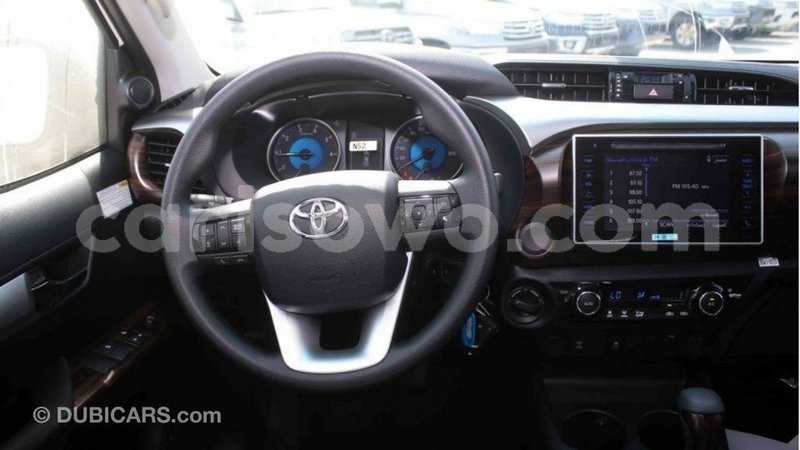 Big with watermark toyota hilux benign import dubai 7448