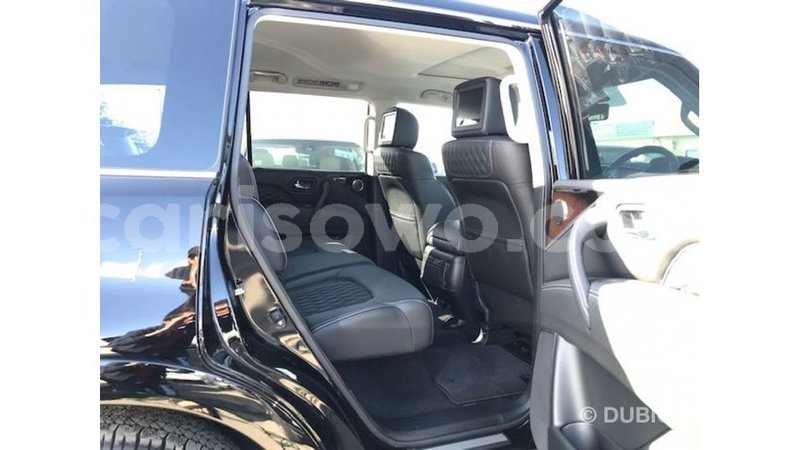 Big with watermark infiniti q benign import dubai 7455