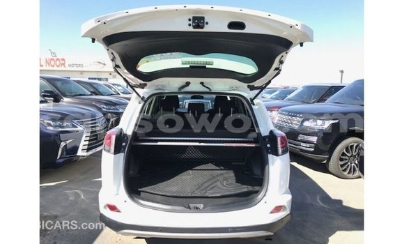 Buy Import Toyota HiAce White Truck in Import - Dubai in Benign Buy Import Toyota HiAce White Truck in Import - Dubai in Benign