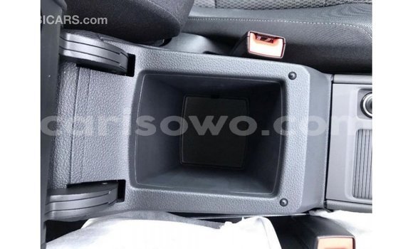 Ra Imported Volkswagen Golf funfun Ọkọ̀ in Import - Dubai ni Benin Ra Imported Volkswagen Golf funfun Ọkọ̀ in Import - Dubai ni Benin