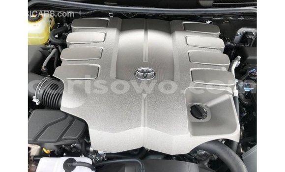 Buy Import Toyota Land Cruiser Other Car in Import - Dubai in Benign Buy Import Toyota Land Cruiser Other Car in Import - Dubai in Benign