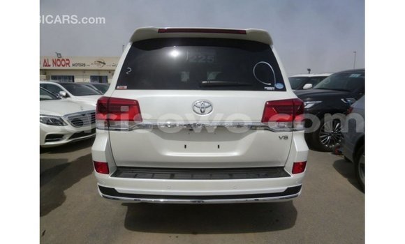 Buy Import Toyota Land Cruiser White Car in Import - Dubai in Benign Buy Import Toyota Land Cruiser White Car in Import - Dubai in Benign