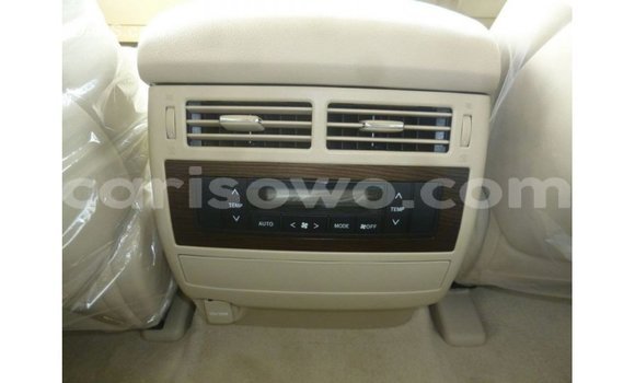 Buy Import Toyota Land Cruiser White Car in Import - Dubai in Benign Buy Import Toyota Land Cruiser White Car in Import - Dubai in Benign