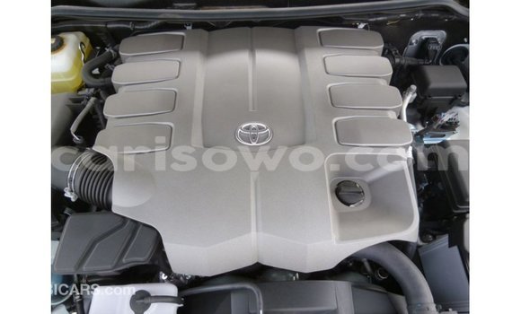 Buy Import Toyota Land Cruiser White Car in Import - Dubai in Benign Buy Import Toyota Land Cruiser White Car in Import - Dubai in Benign