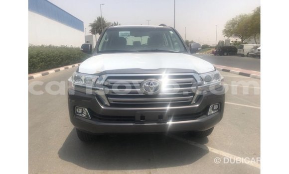 Buy Import Toyota Land Cruiser Other Car in Import - Dubai in Benign Buy Import Toyota Land Cruiser Other Car in Import - Dubai in Benign