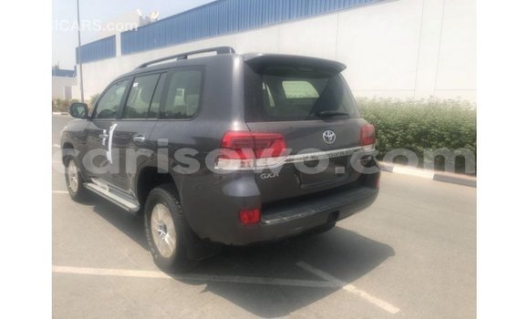 Buy Import Toyota Land Cruiser Other Car in Import - Dubai in Benign Buy Import Toyota Land Cruiser Other Car in Import - Dubai in Benign